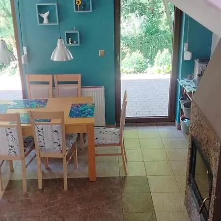 Nad Jeziorem Holiday home Kobylocha