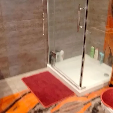 Nad Jeziorem Holiday home Kobylocha